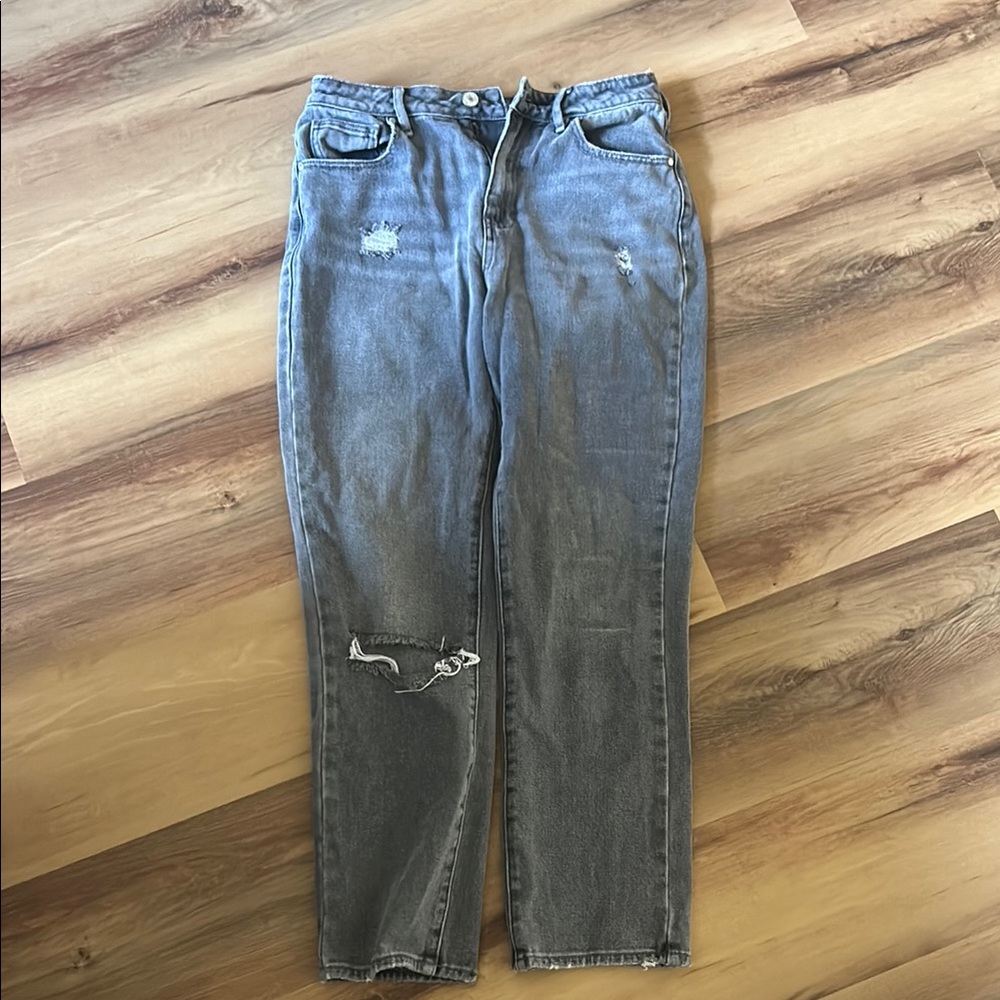 Gray Straight Leg Jeans with Distressed Knee